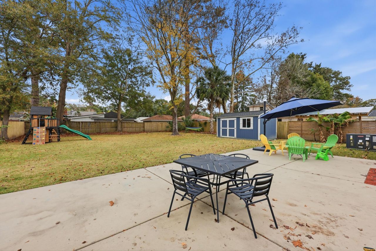 376 Hoff Avenue Photo 7