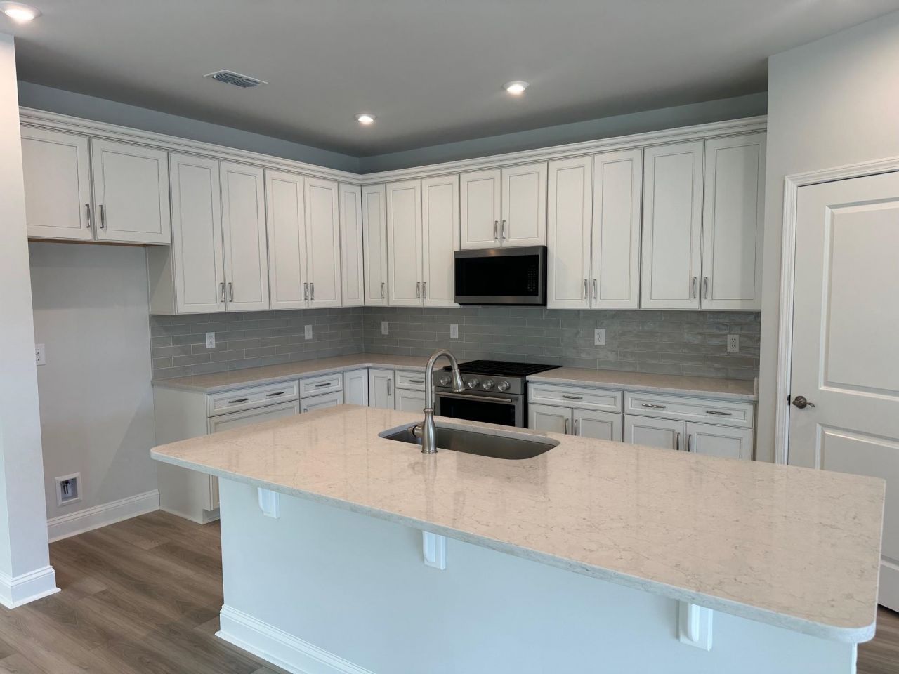 2509 Watershed Way Photo 2