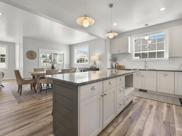 1008 Lincoln Circle, Gooding, ID 83330