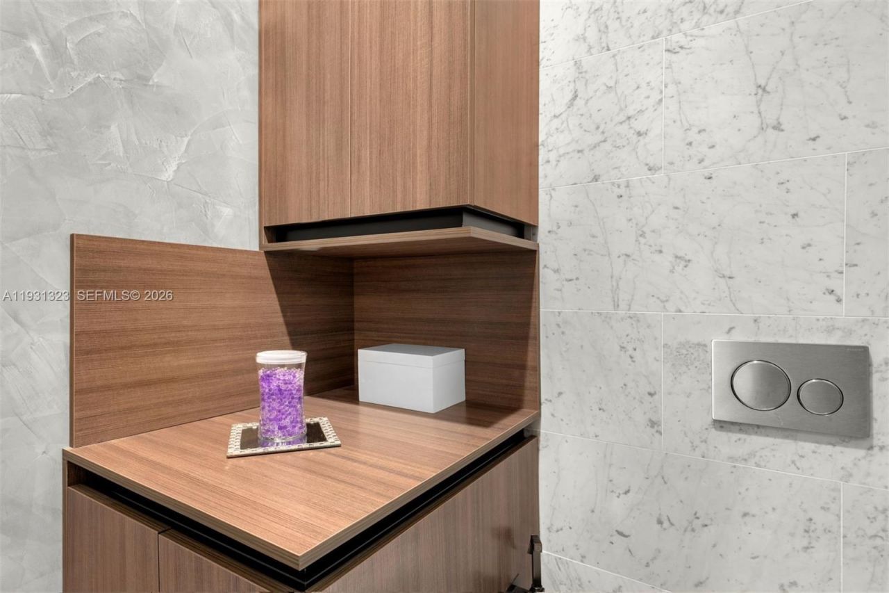 1000 Brickell Plz, Unit PH5203, Miami, FL 33131 Photo