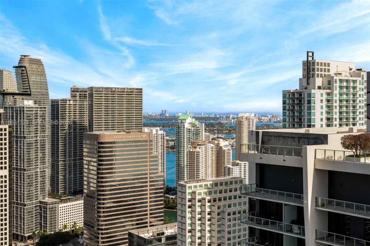 1000 Brickell Plz, Unit PH5203, Miami, FL 33131 Photo