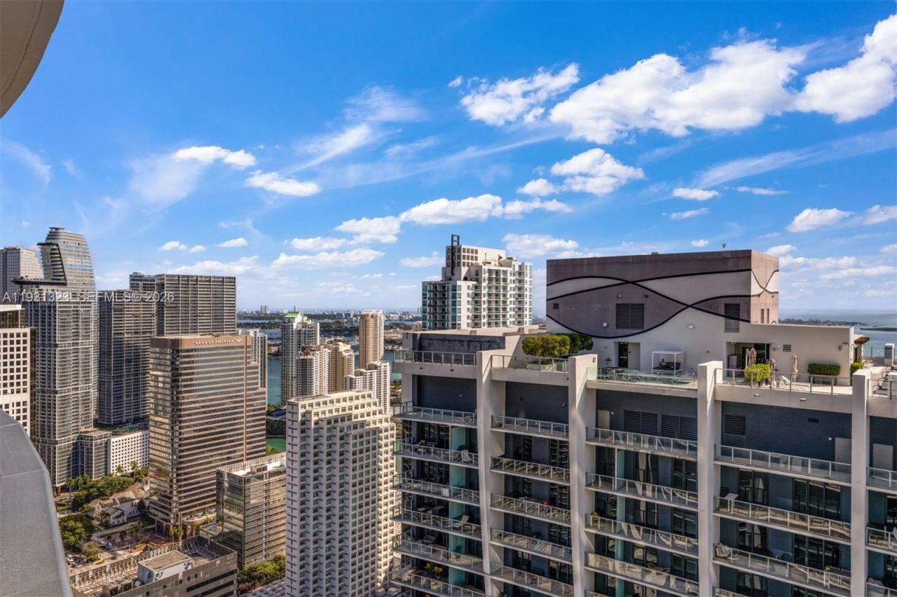 1000 Brickell Plz, Unit PH5203, Miami, FL 33131 Photo