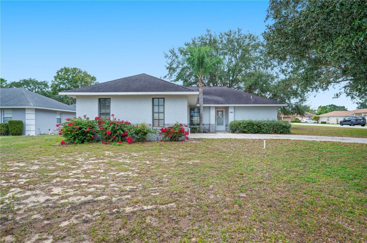 941 Devonshire Way, Lake Wales, FL 33853 Main Photo