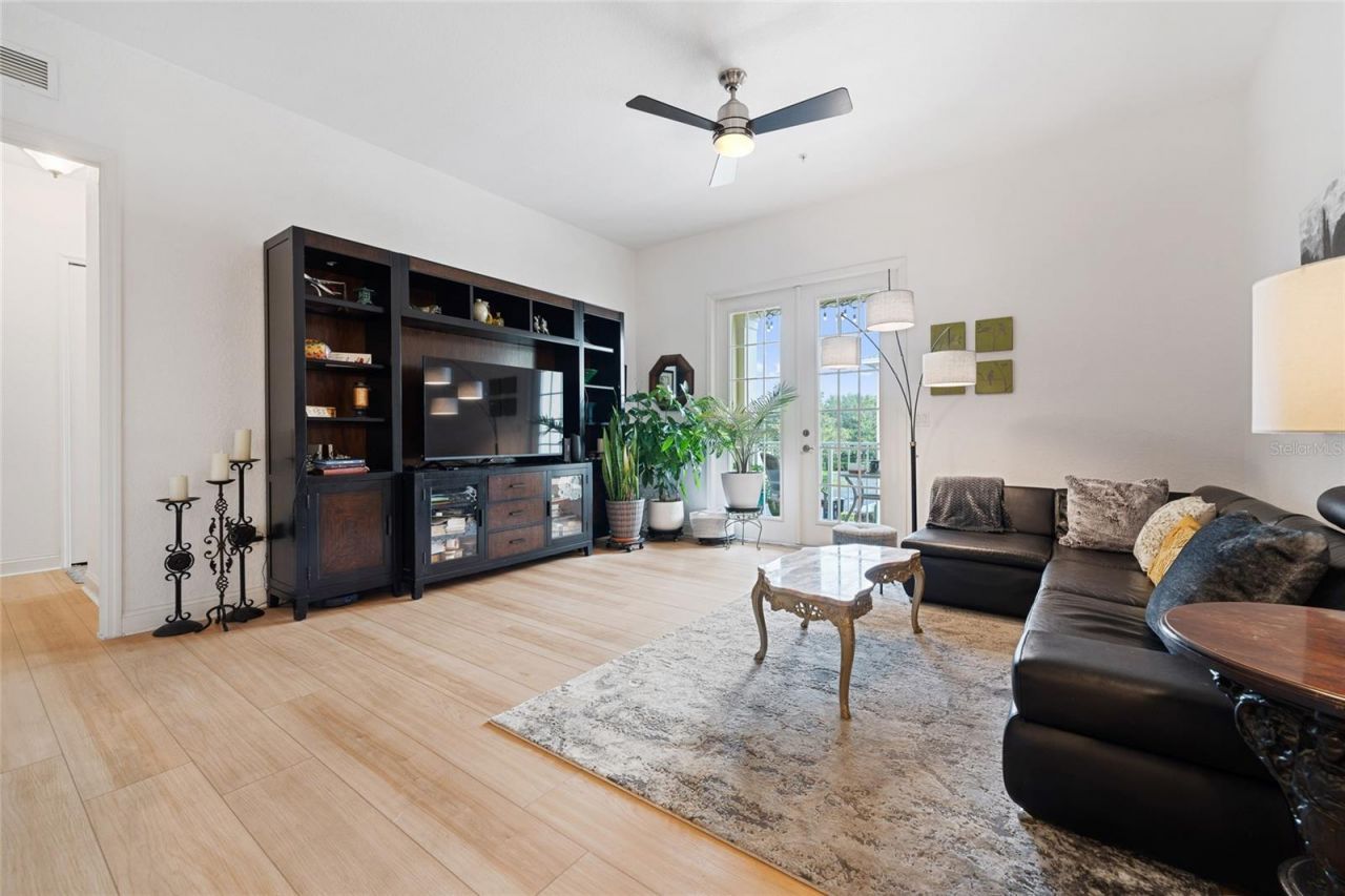 1819 Common Way Road, Unit 203, Orlando, FL 32814 Photo