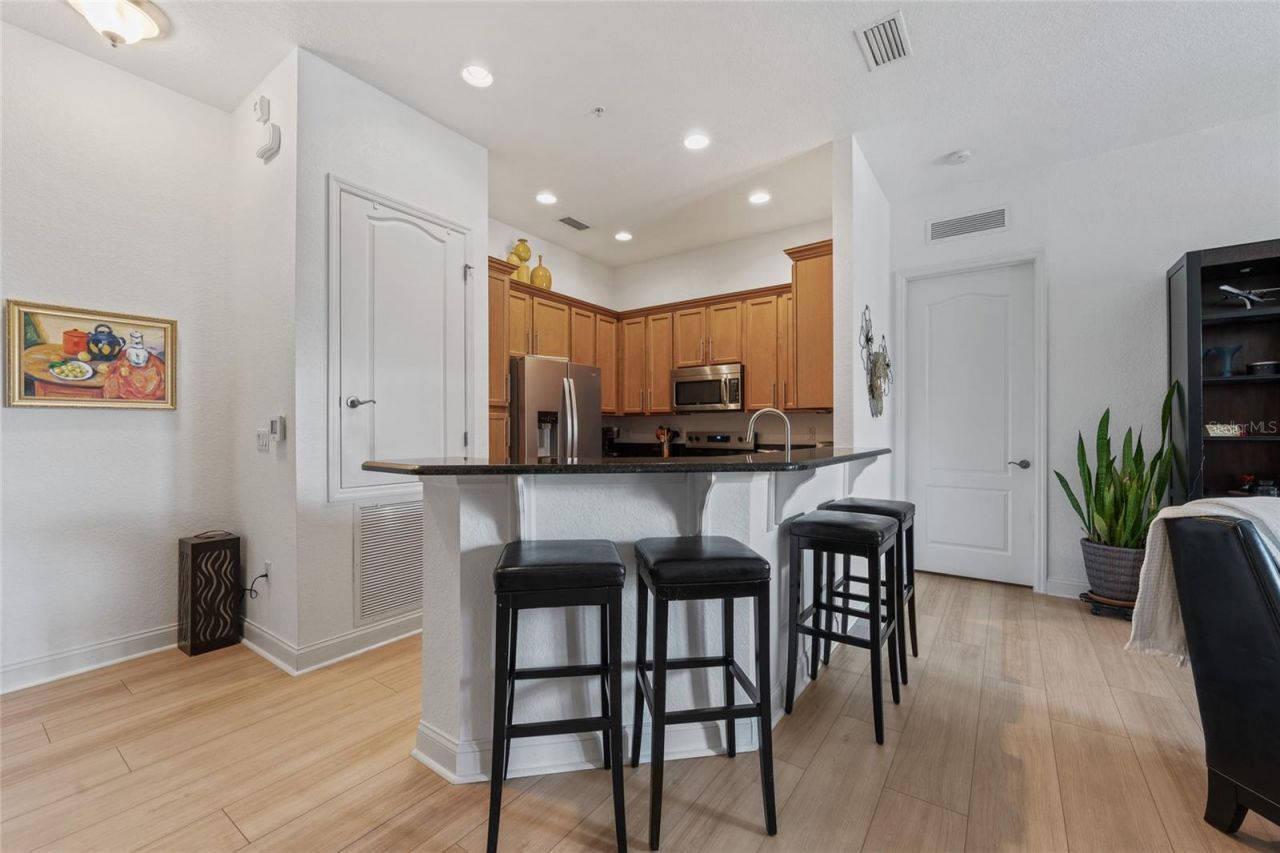 1819 Common Way Road, Unit 203, Orlando, FL 32814 Photo