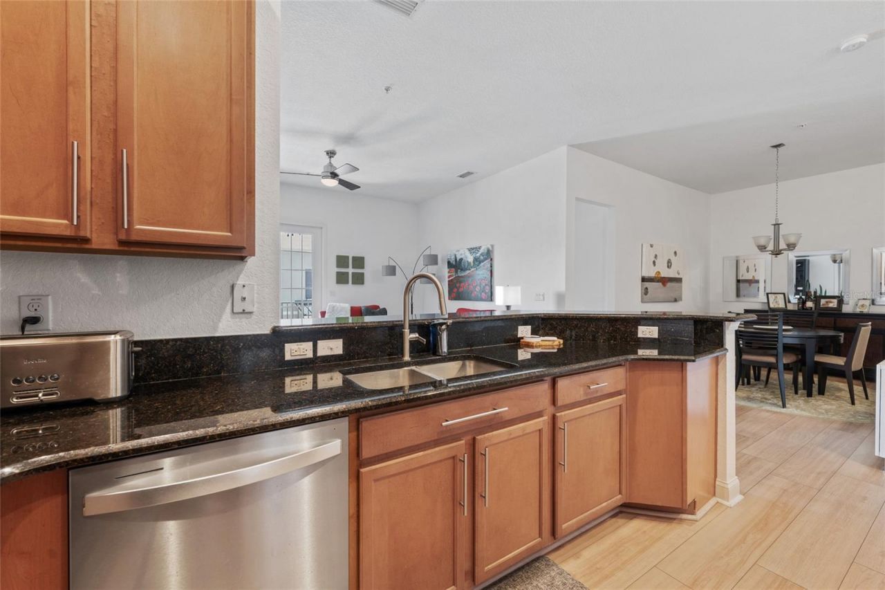 1819 Common Way Road, Unit 203, Orlando, FL 32814 Photo