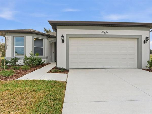 37380 CLINCH CIRCLE, ZEPHYRHILLS, FL 33540