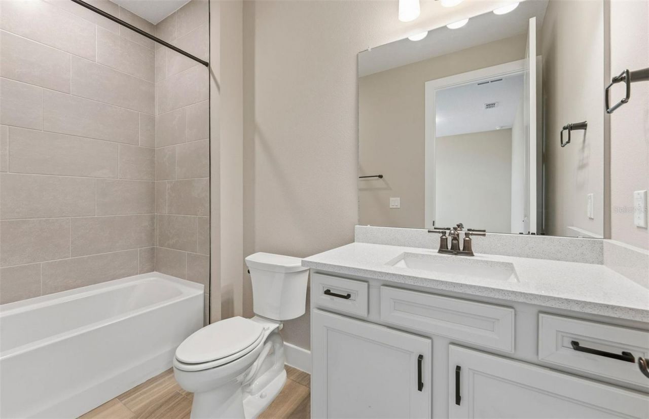 37380 Clinch Circle, Zephyrhills, FL 33540 Photo