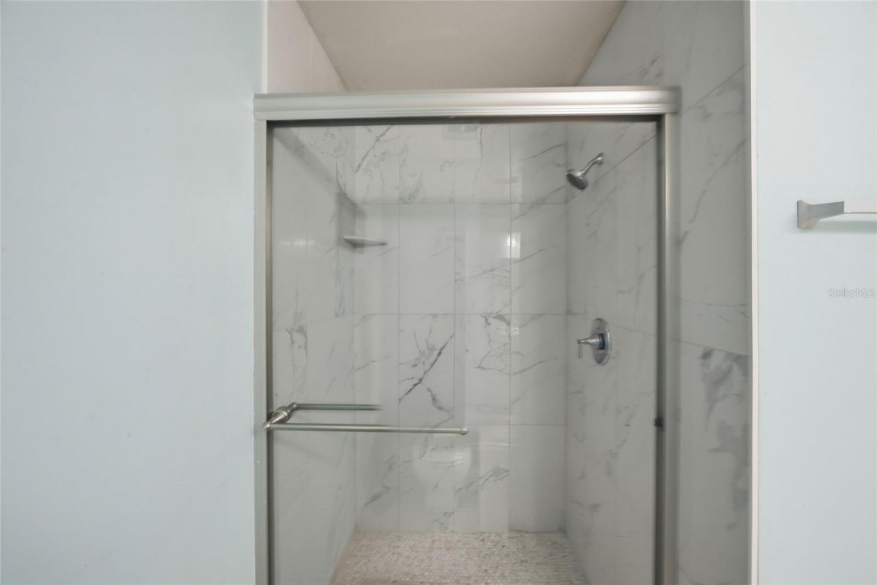 3244 38th Way S, Unit B, Saint Petersburg, FL 33711 Photo