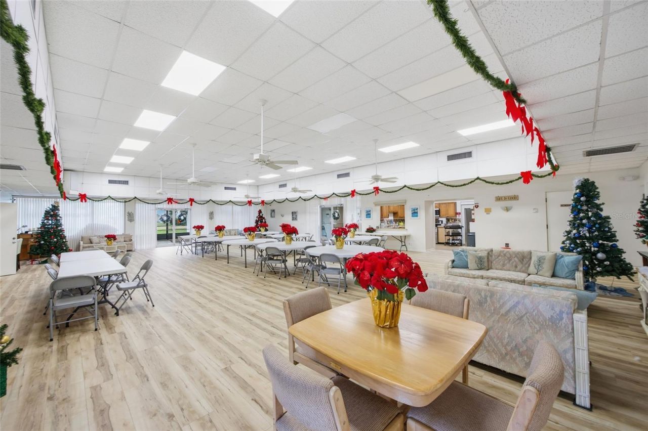 3244 38th Way S, Unit B, Saint Petersburg, FL 33711 Photo