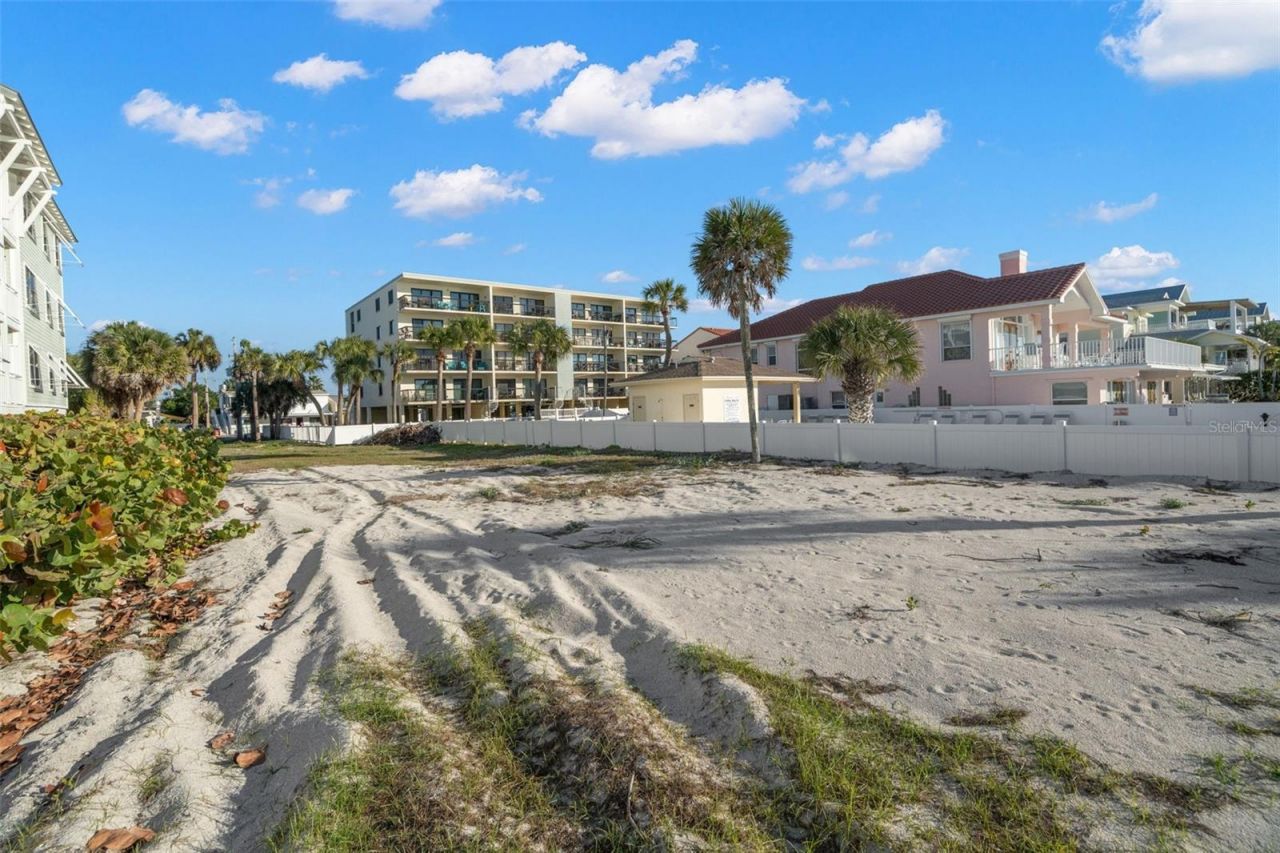 1306 Gulf Boulevard, Indian Rocks Beach, FL 33785 Photo