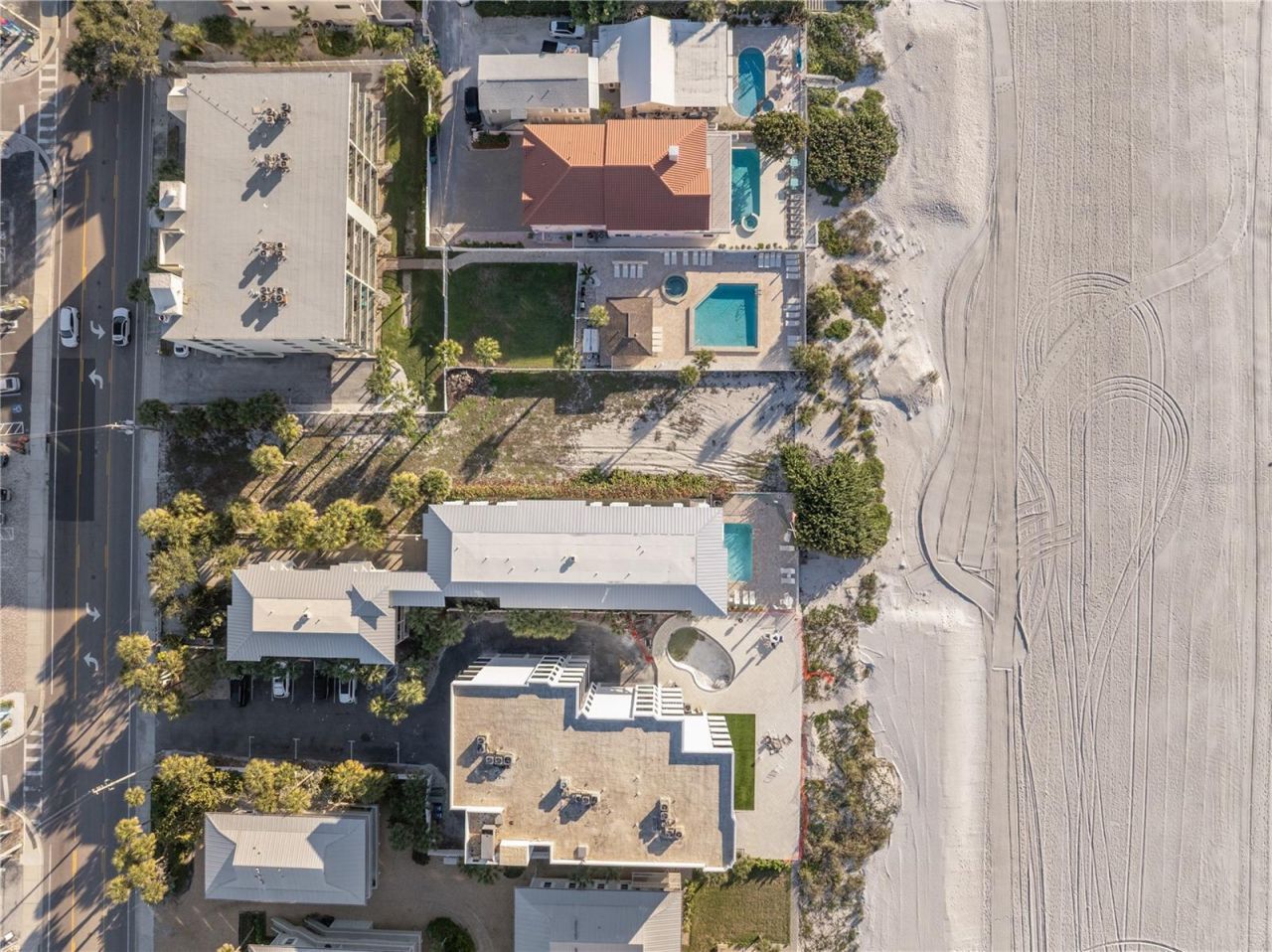 1306 Gulf Boulevard, Indian Rocks Beach, FL 33785 Photo