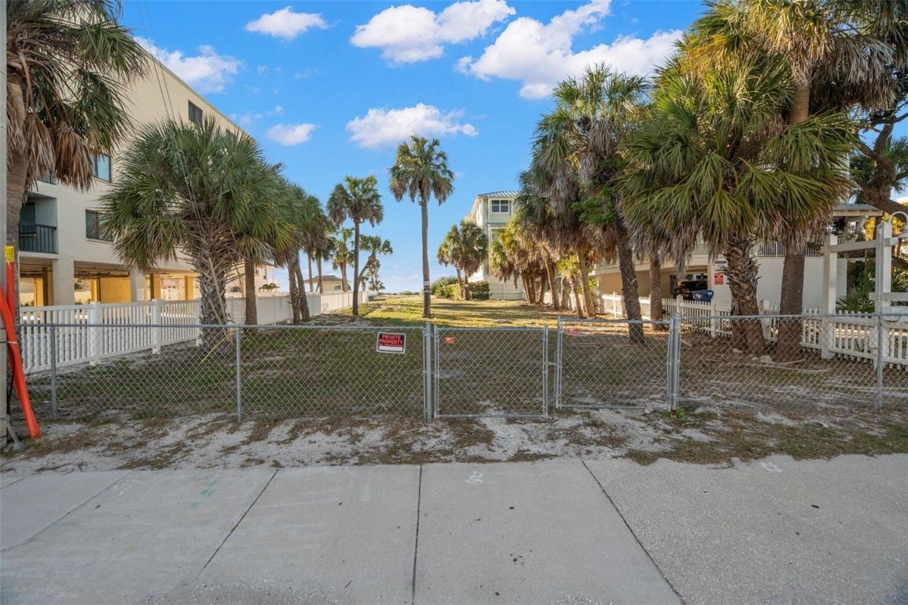 1306 Gulf Boulevard, Indian Rocks Beach, FL 33785 Photo