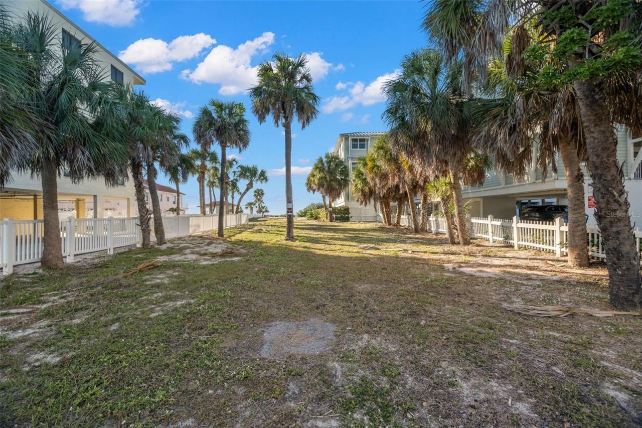 1306 Gulf Boulevard, Indian Rocks Beach, FL 33785 Photo