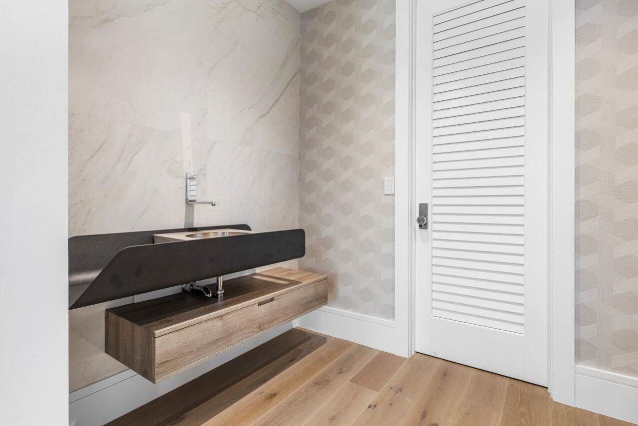 7383 Orangewood Lane, Unit 501, Boca Raton, FL 33433 Photo