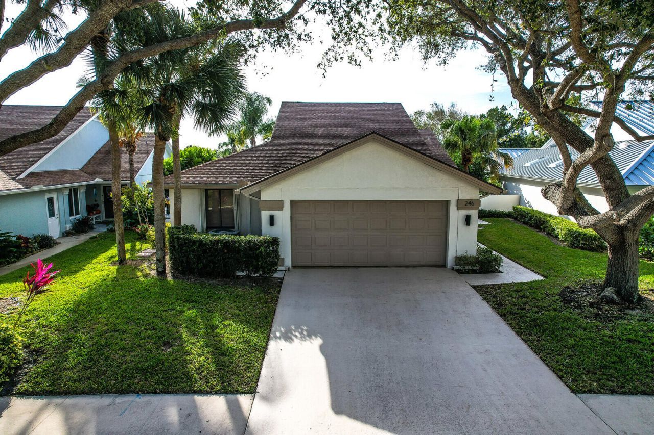 246 Ridge Road, Jupiter, FL 33477 Photo