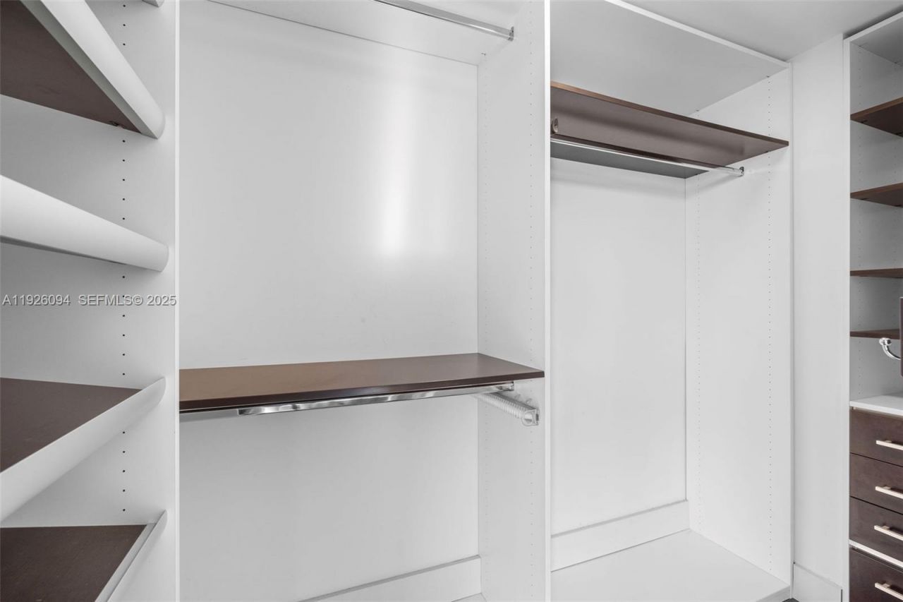 665 NE 25th St, Unit 1801, Miami, FL 33137 Photo