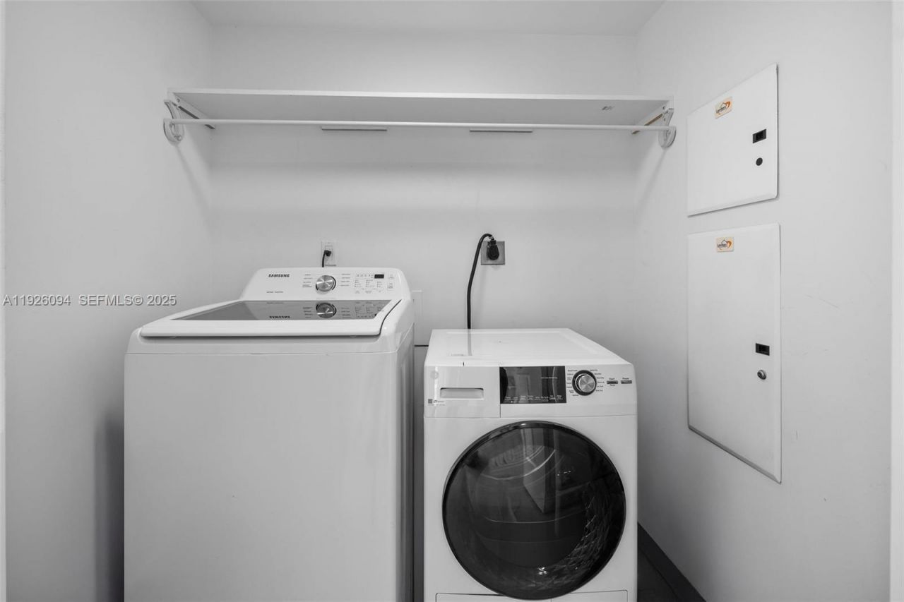 665 NE 25th St, Unit 1801, Miami, FL 33137 Photo