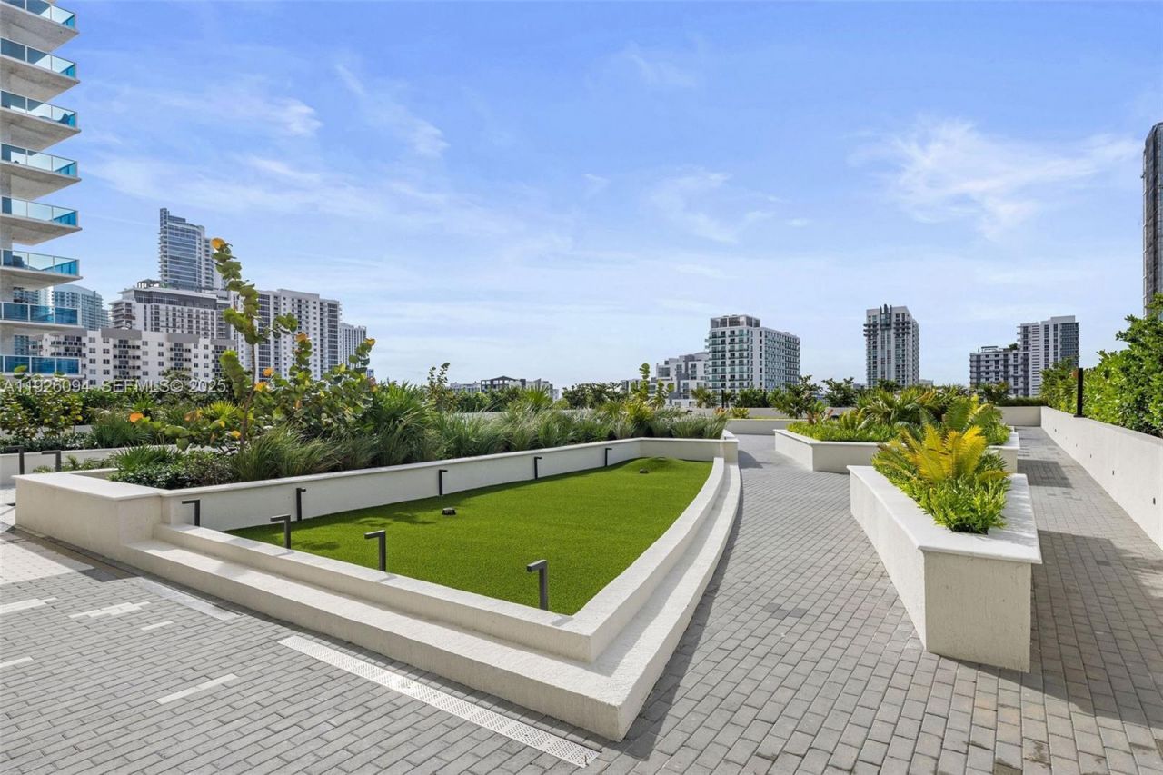 665 NE 25th St, Unit 1801, Miami, FL 33137 Photo