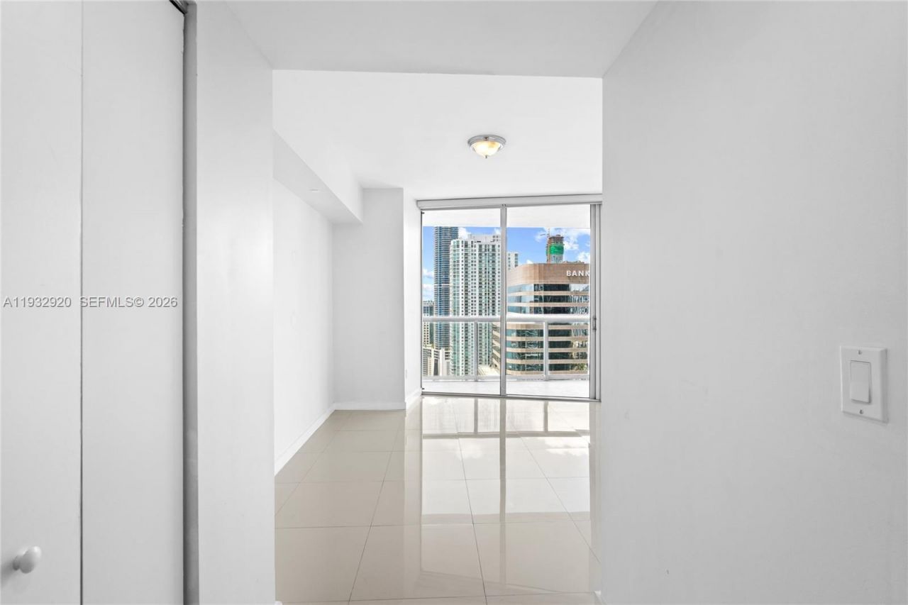 495 Brickell Ave, Unit 4011, Miami, FL 33131 Photo