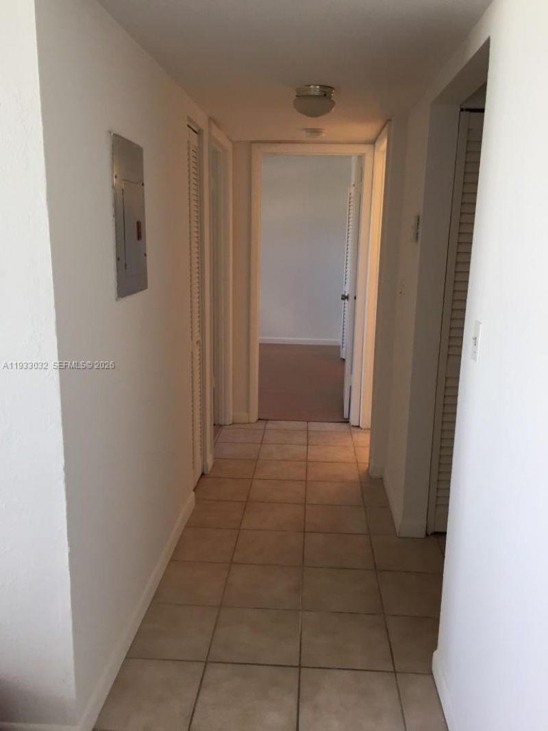 8145 NW 7th St, Unit 406, Miami, FL 33126 Photo