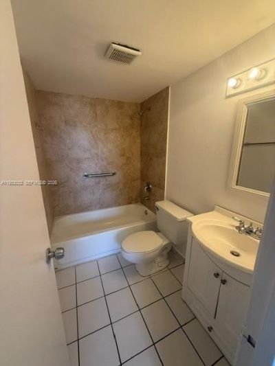 8145 NW 7th St, Unit 406, Miami, FL 33126 Photo