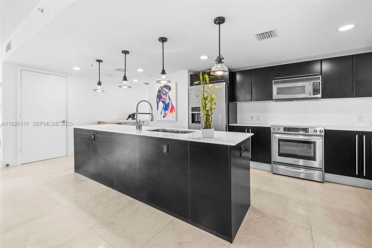 665 NE 25th St, Unit 1801, Miami, FL 33137 Photo