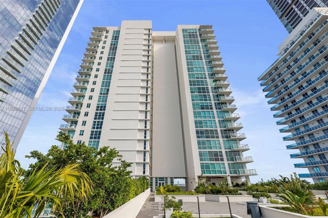 665 NE 25th St, Unit 1801, Miami, FL 33137 Photo