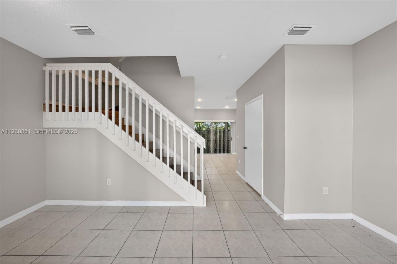 1614 SE 31st Ct, Homestead, FL 33035 Photo