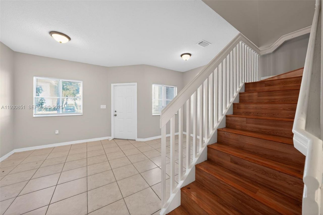 1614 SE 31st Ct, Homestead, FL 33035 Photo