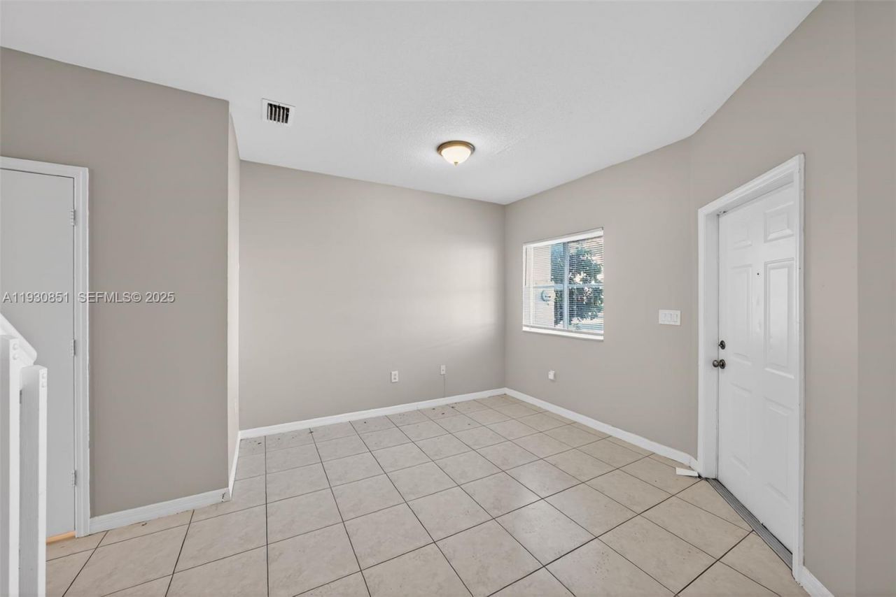 1614 SE 31st Ct, Homestead, FL 33035 Photo