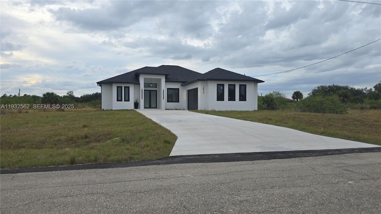 1317 Hines Ave, Lehigh Acres, FL 33972 Main Photo