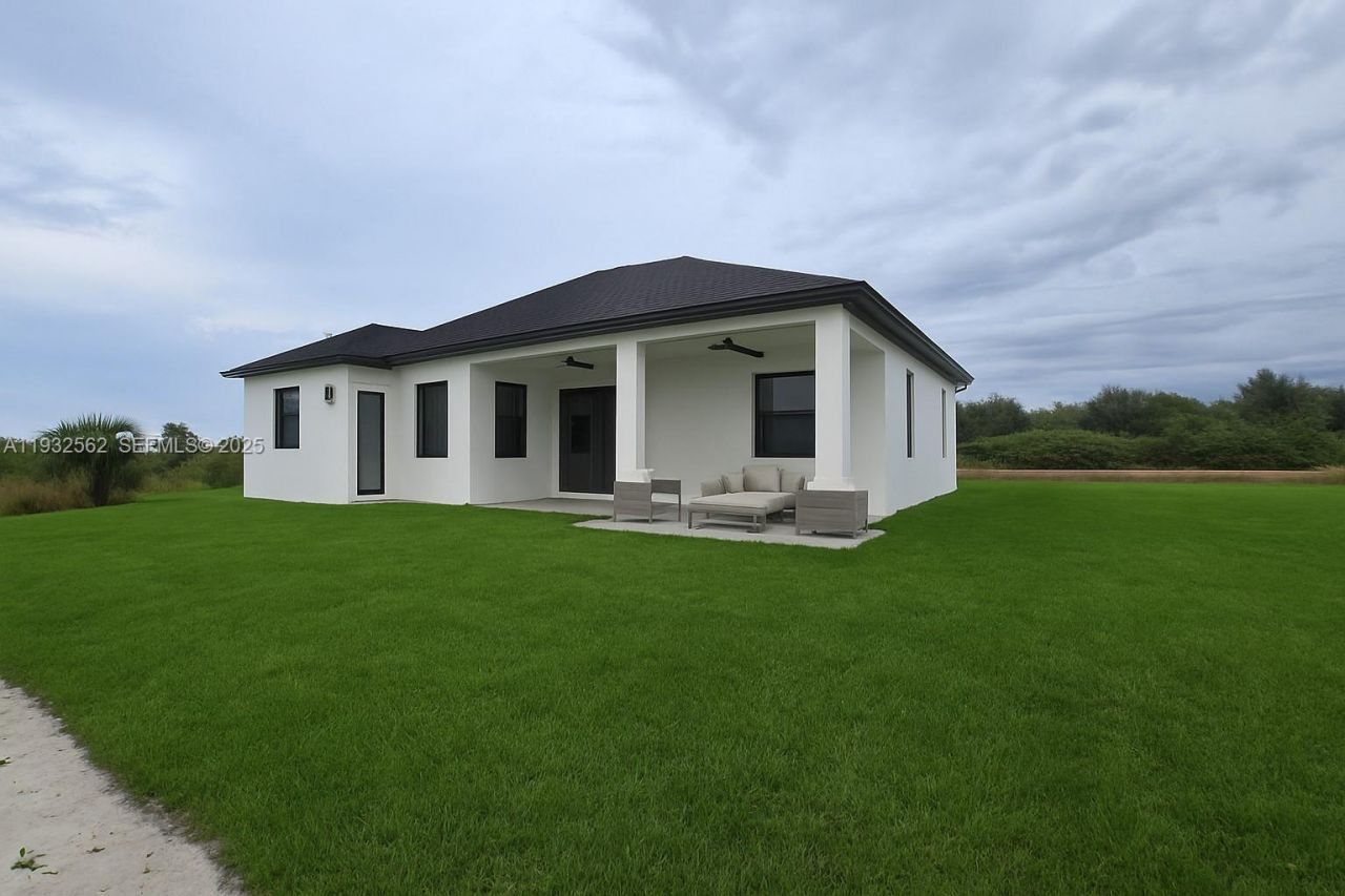 1317 Hines Ave, Lehigh Acres, FL 33972 Photo