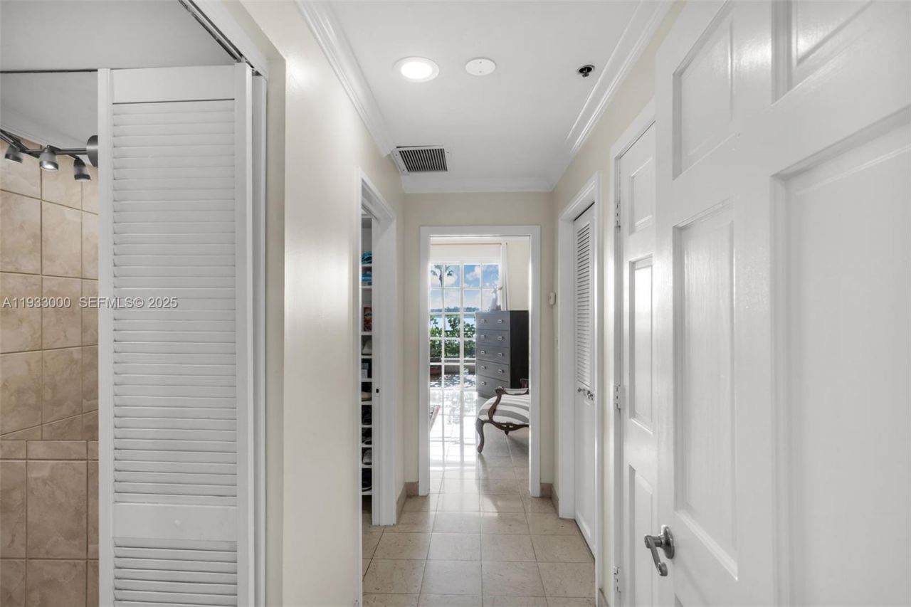 2124 Fisher Island Dr, Unit 2124, Miami Beach, FL 33109 Photo