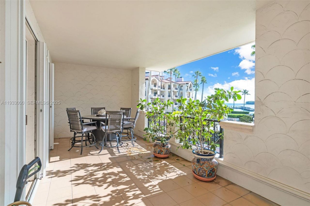 2124 Fisher Island Dr, Unit 2124, Miami Beach, FL 33109 Photo