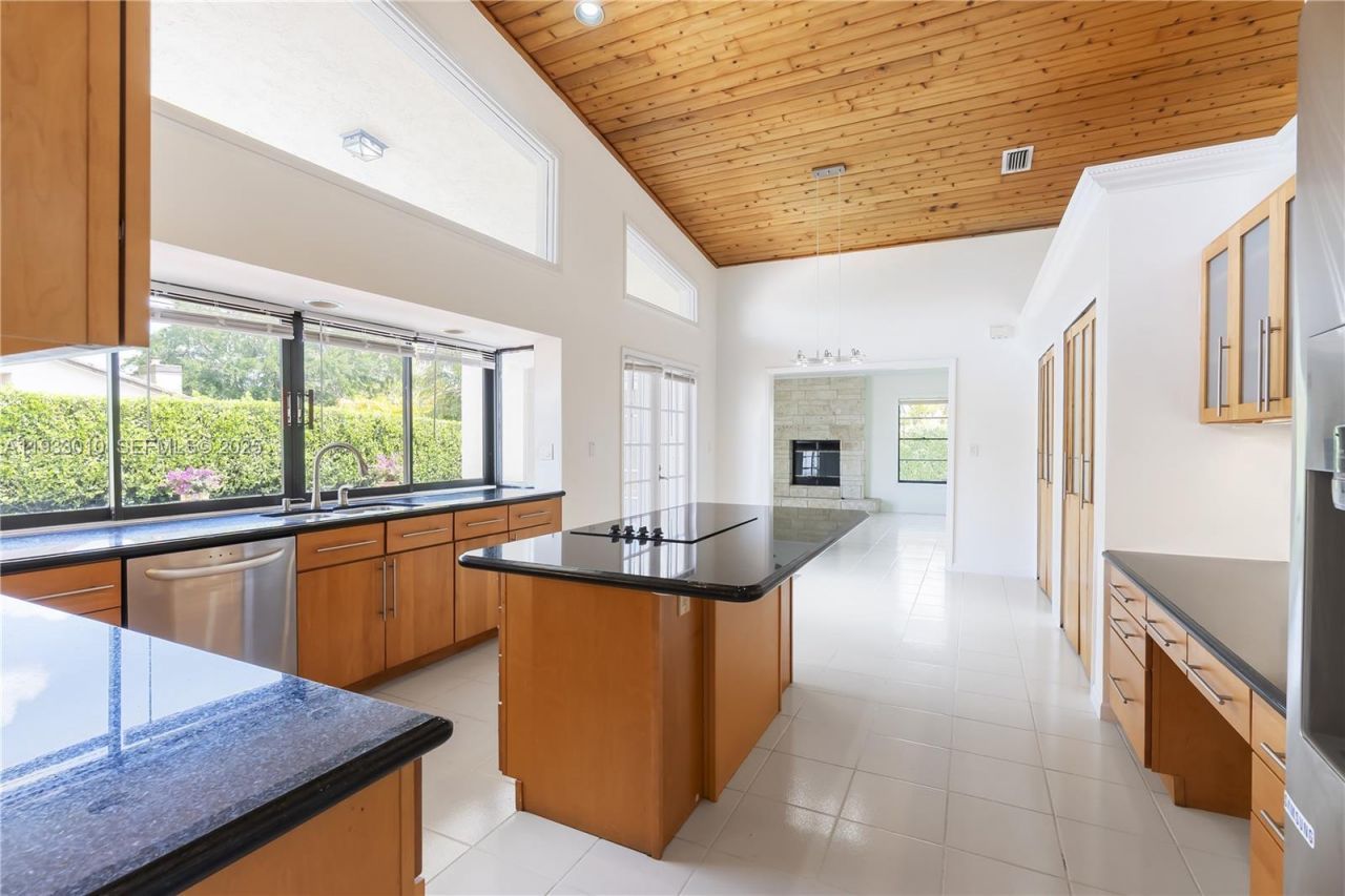 13945 SW 107th Ct , Miami, FL 33176 Photo