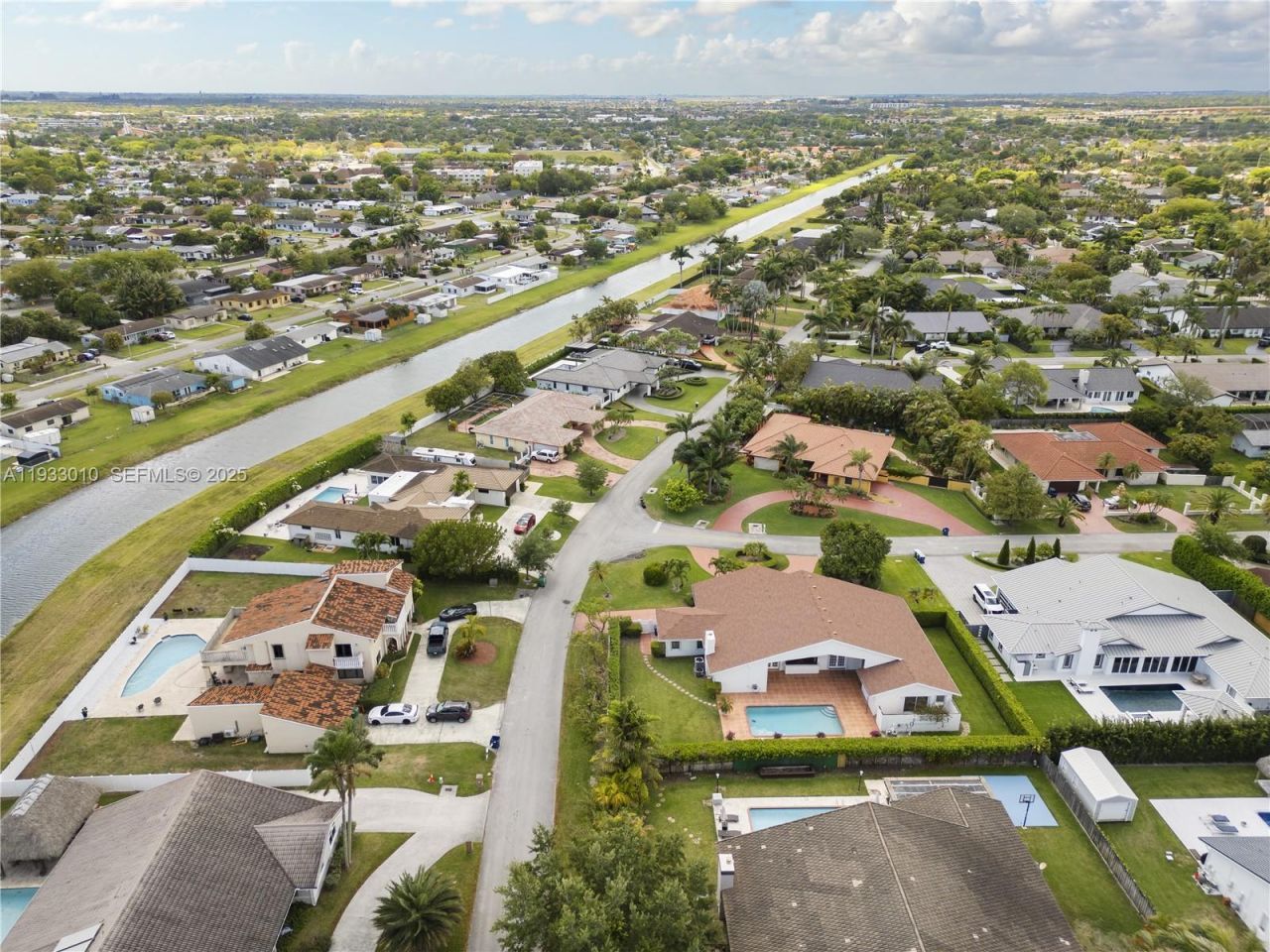 13945 SW 107th Ct , Miami, FL 33176 Photo