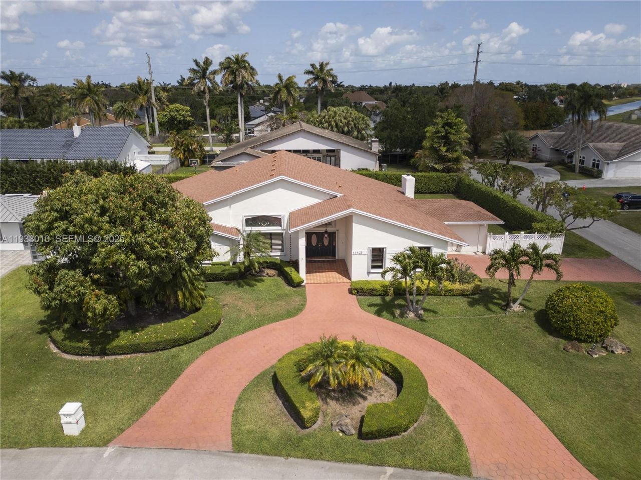 13945 SW 107th Ct , Miami, FL 33176 Photo