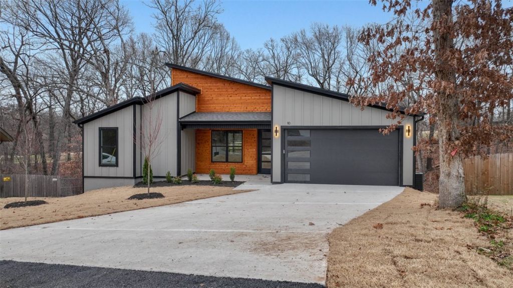 10 Branchwood Lane, Bella Vista, AR 72715 Main Photo