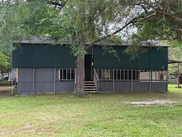 260 Brandywine Avenue, Streetman, TX 75859