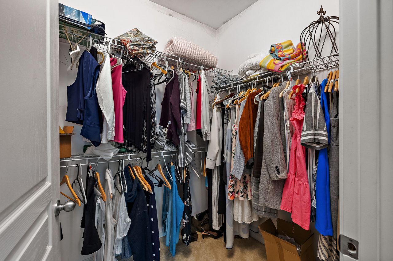 100 Bucksley Lane Photo 14