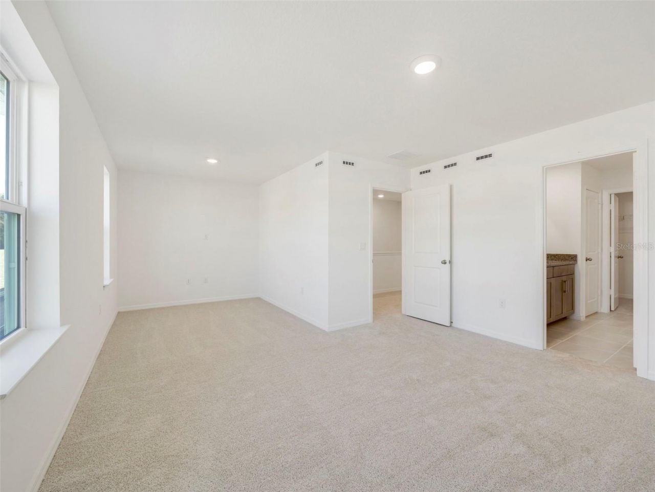 671 Clark Street, Oviedo, FL 32765 Photo