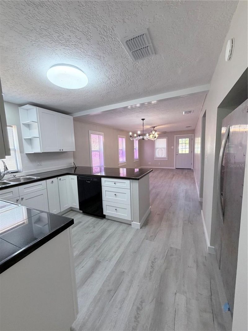 529 Mcdonald Avenue, Auburndale, FL 33823 Photo