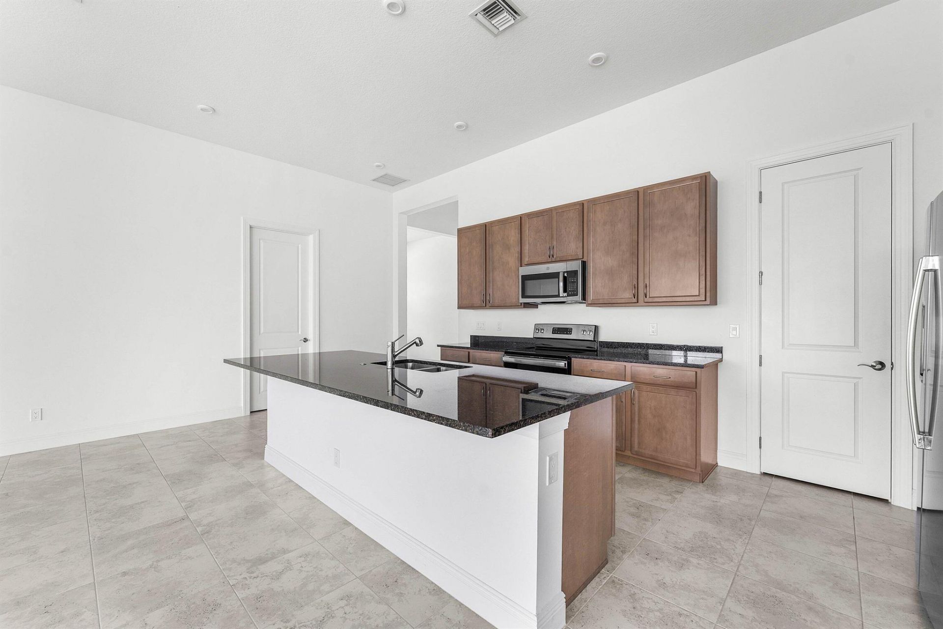 9214 SW Esule Way, Port Saint Lucie, FL 34987 Photo