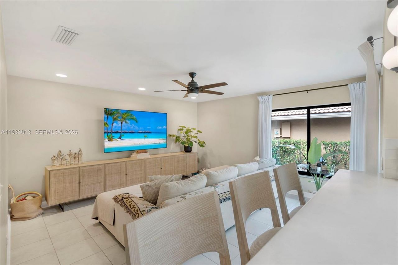 1583 Eastlake Way, Weston, FL 33326 Photo