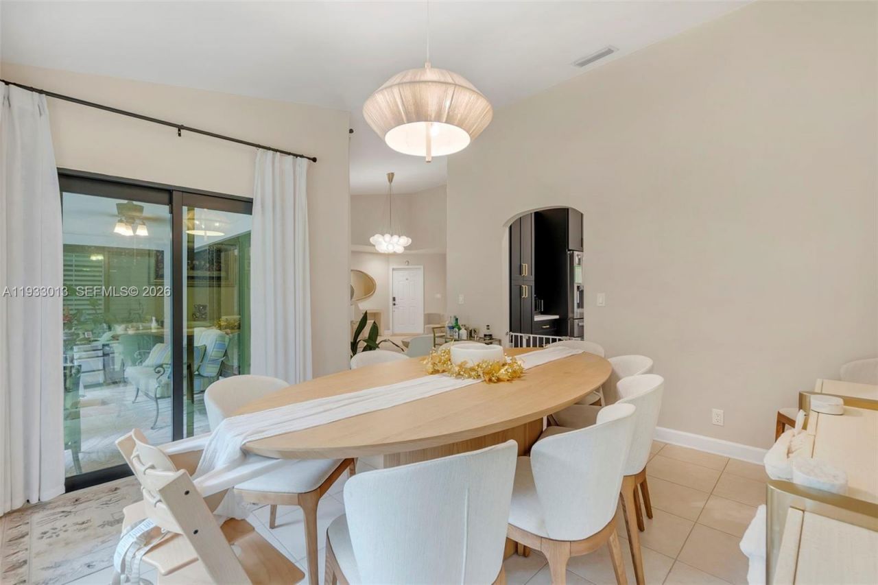 1583 Eastlake Way, Weston, FL 33326 Photo