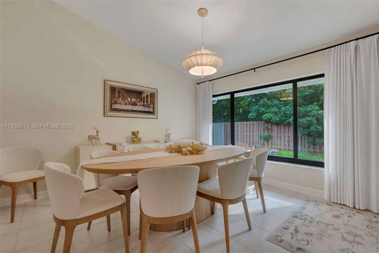 1583 Eastlake Way, Weston, FL 33326 Photo