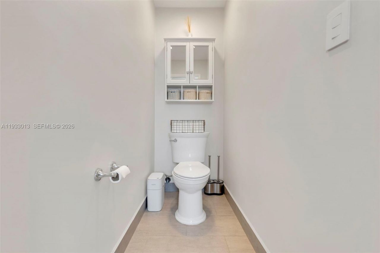 1583 Eastlake Way, Weston, FL 33326 Photo