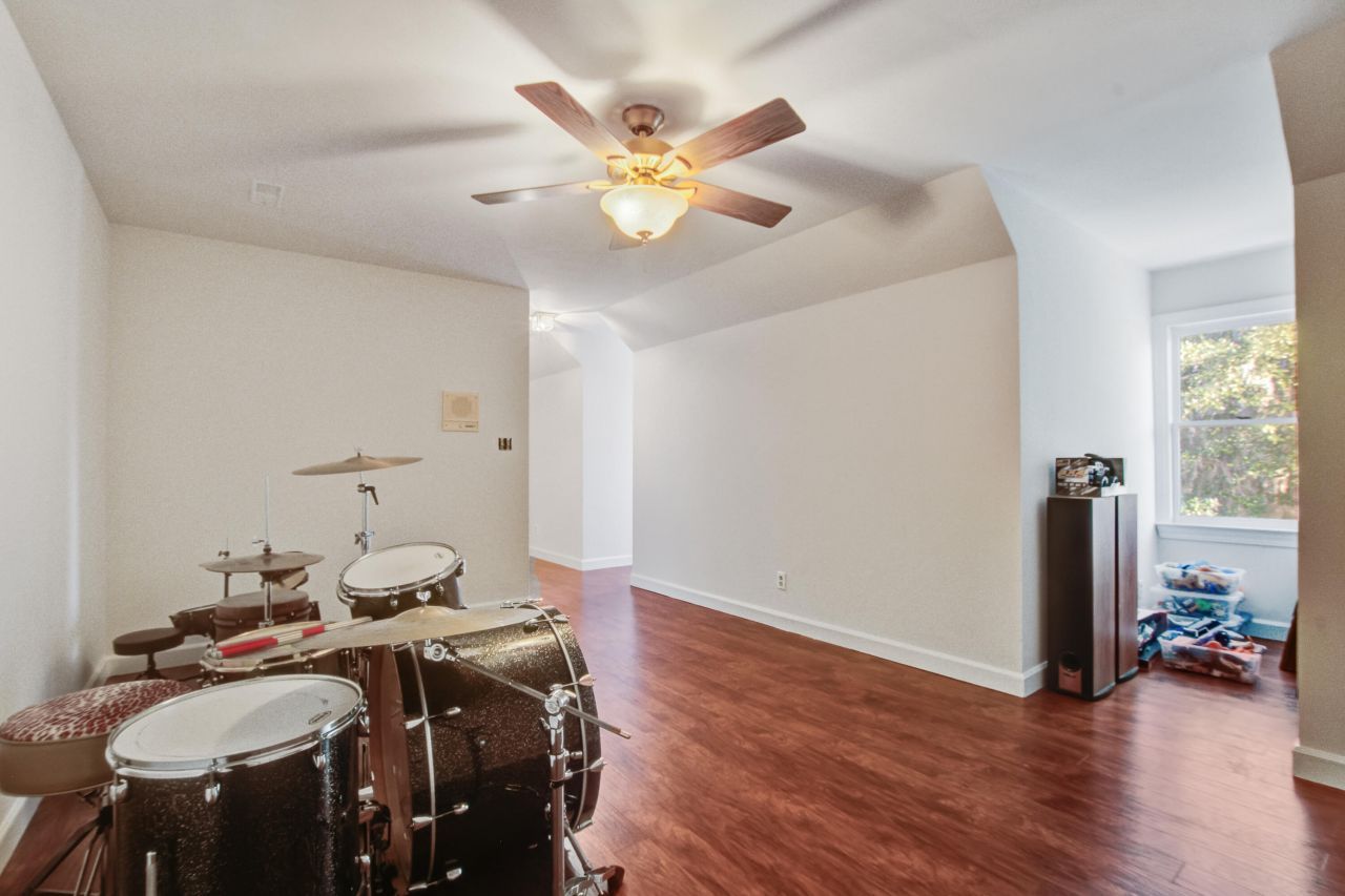 1104 Quenby Lane Photo 50