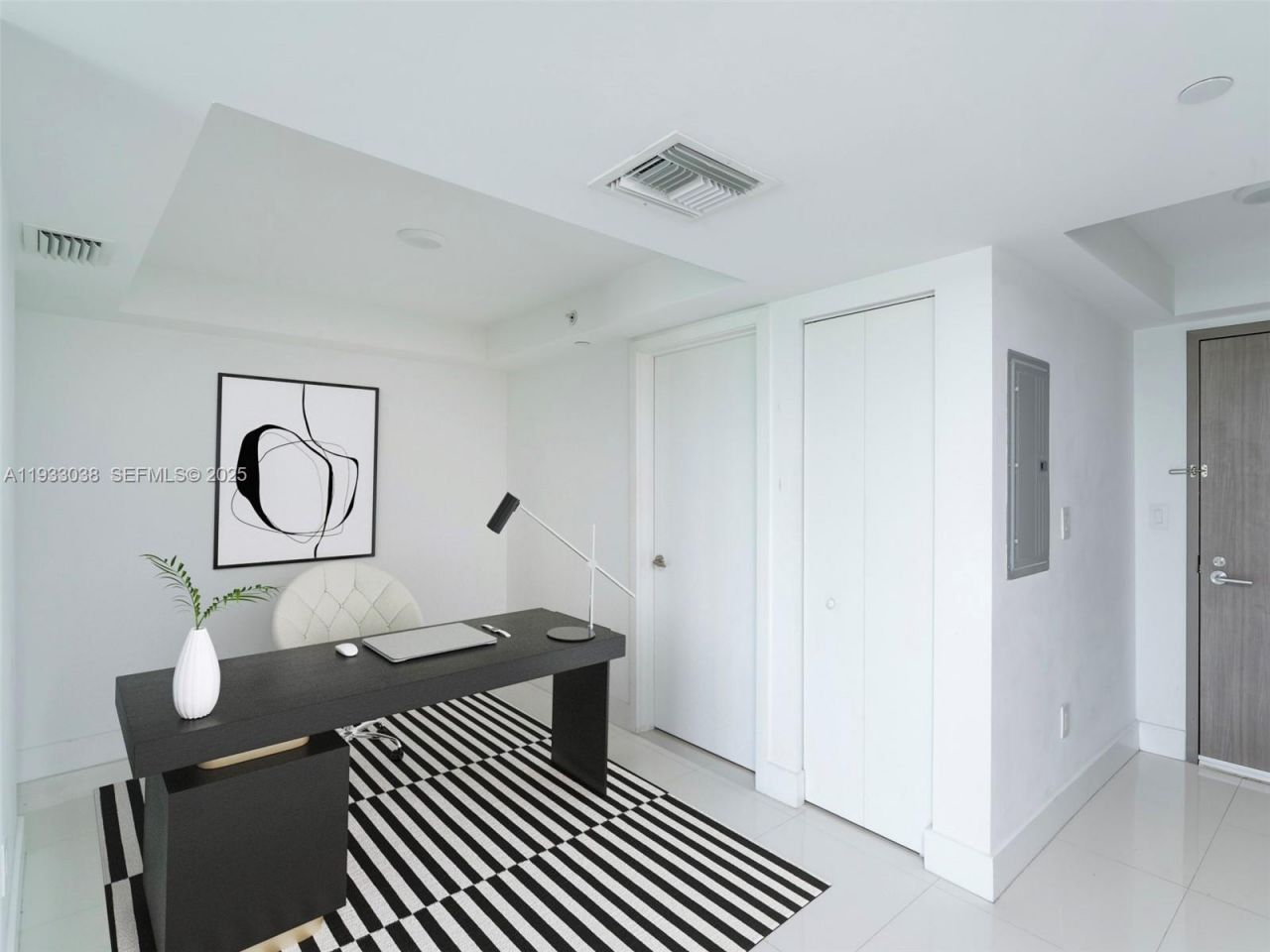 9261 E Bay Harbor Dr, Unit 305, Bay Harbor Islands, FL 33154 Photo